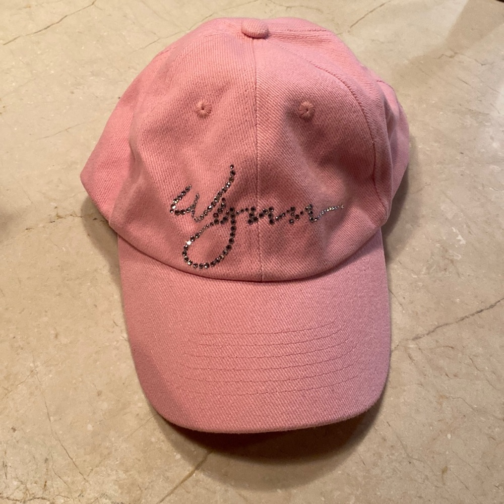 Christine Alexander Wynn Hotel Las Vegas cap